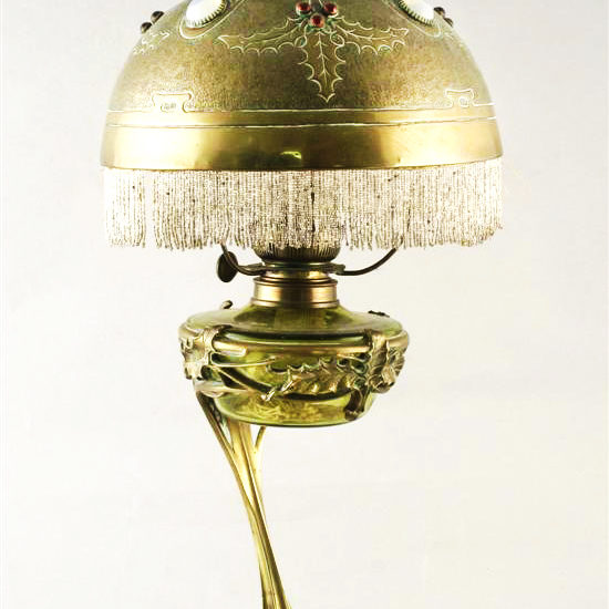 ART NOUVEAU OIL LAMP